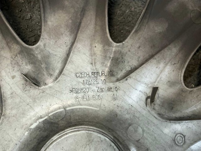 Bmw wieldeksel (4x) - afbeelding 4 van  4