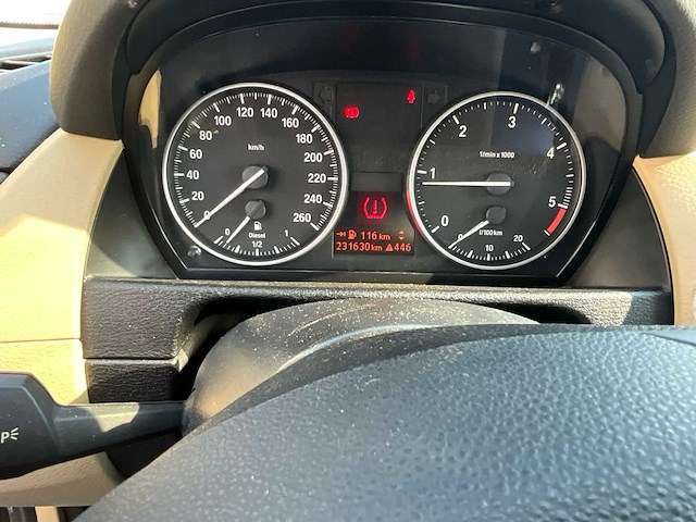 Bmw x1 personenauto - afbeelding 1 van  12