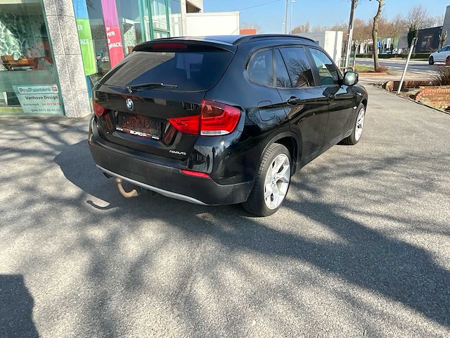 Bmw x1 personenauto - afbeelding 10 van  12