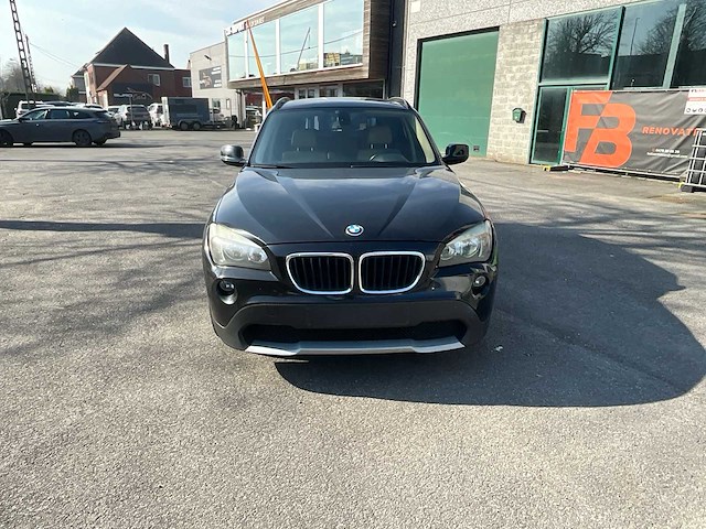 Bmw x1 personenauto - afbeelding 11 van  12