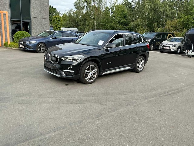Bmw x1 sdrive 18d personenauto - afbeelding 29 van  31