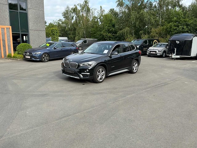 Bmw x1 sdrive 18d personenauto - afbeelding 1 van  12