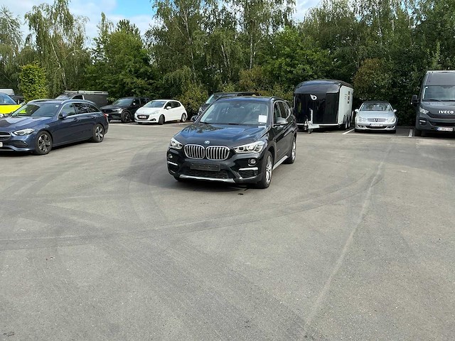 Bmw x1 sdrive 18d personenauto - afbeelding 15 van  31