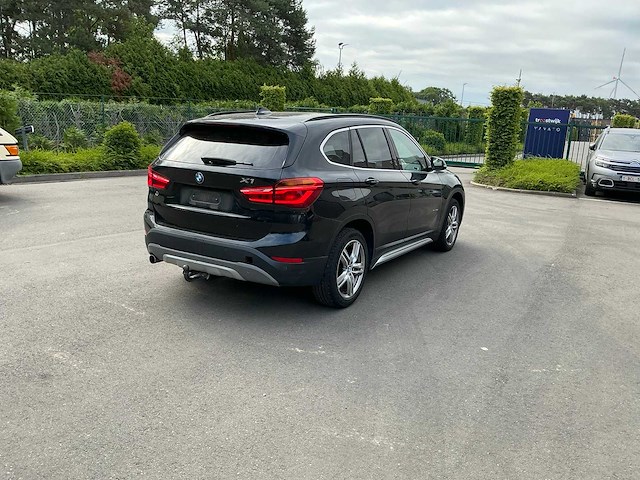 Bmw x1 sdrive 18d personenauto - afbeelding 11 van  12