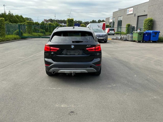 Bmw x1 sdrive 18d personenauto - afbeelding 31 van  31