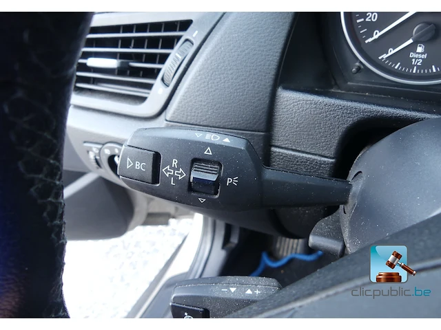 Bmw x1 sdrive 18d - afbeelding 9 van  70