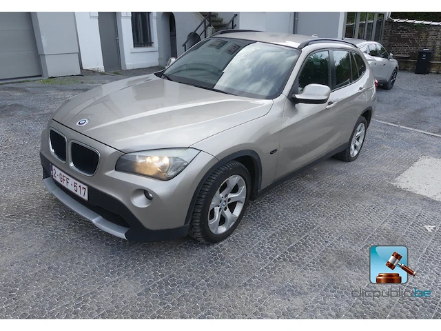 Bmw x1 sdrive 18d - afbeelding 1 van  70