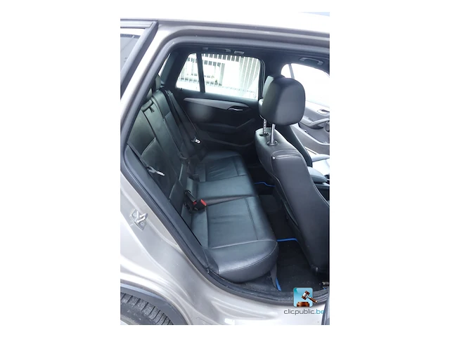 Bmw x1 sdrive 18d - afbeelding 38 van  70