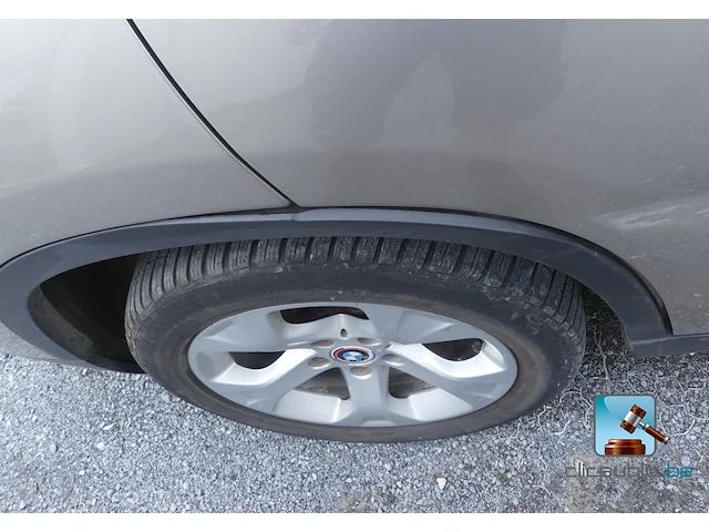 Bmw x1 sdrive 18d - afbeelding 57 van  70