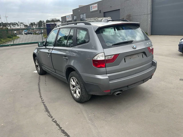 Bmw x3 xdrive 18d personenauto - afbeelding 11 van  13