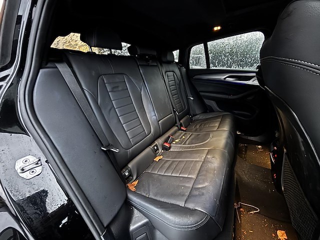 Bmw x4, 2021 - afbeelding 17 van  31