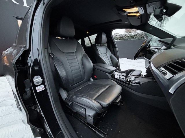 Bmw x4, 2021 - afbeelding 18 van  31
