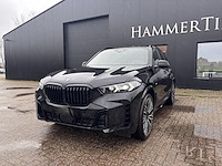 Bmw x5 , 2025