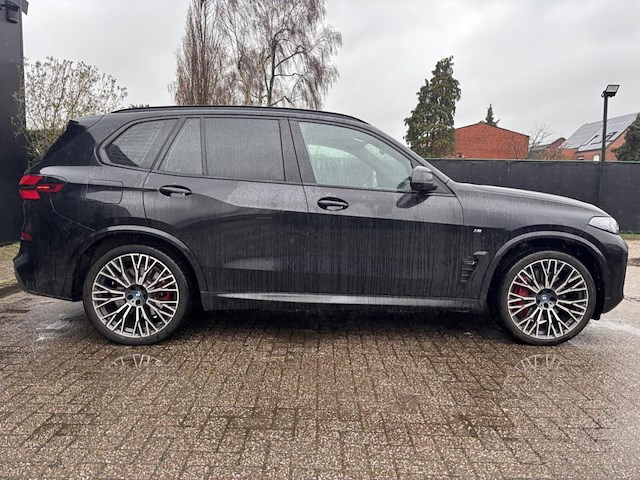 Bmw x5 , 2025 - afbeelding 31 van  36