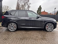 Bmw x5 , 2025 - afbeelding 31 van  36