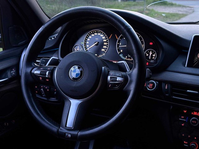 Bmw x5 m50d - 2014 - afbeelding 10 van  38