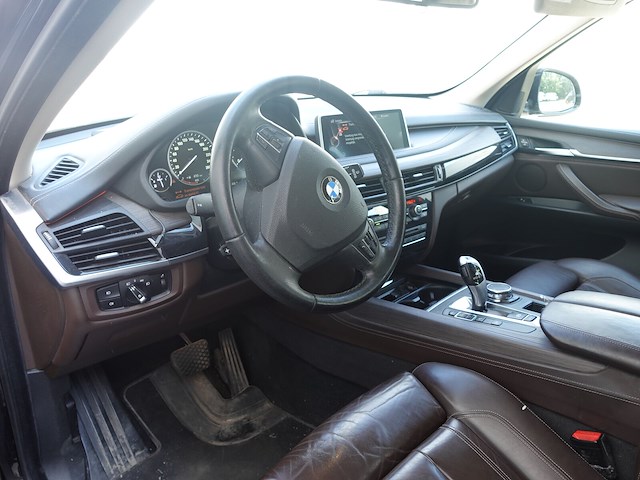 Bmw x5 - afbeelding 10 van  17