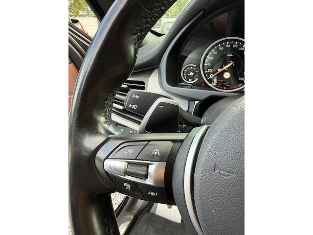 Bmw x6, 2018 - afbeelding 17 van  25