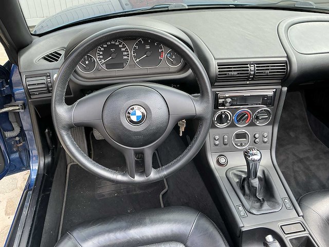 Bmw z3 cabrio - wide body - 2 velg sets - full opt. - afbeelding 11 van  52