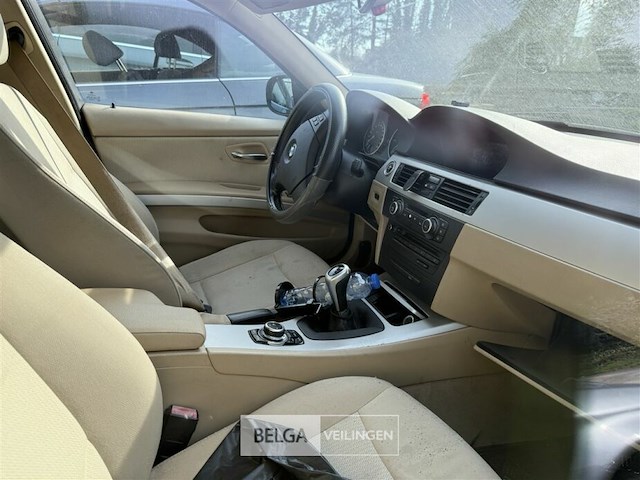 Bmw - afbeelding 8 van  13