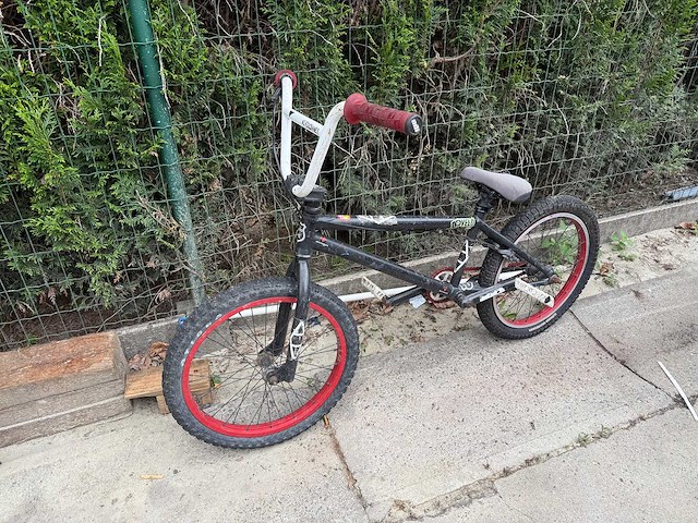 Bmx - racefiets - afbeelding 1 van  7