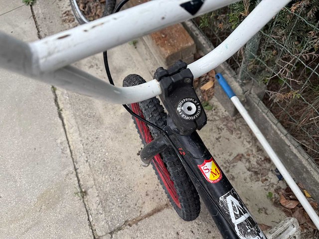 Bmx - racefiets - afbeelding 1 van  2