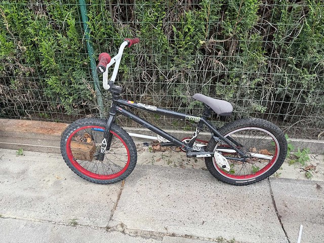 Bmx - racefiets - afbeelding 2 van  2