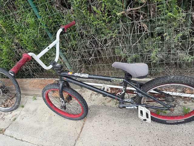 Bmx - racefiets - afbeelding 6 van  7