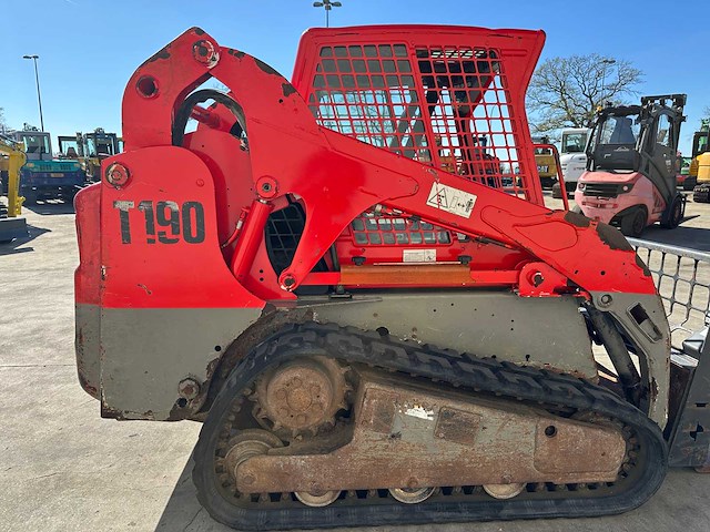 Bobcat - 2004 - t190 - schranklader - afbeelding 11 van  46