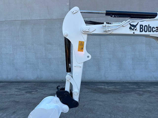 Bobcat - 2010 - 331 - minigraafmachine - afbeelding 4 van  43