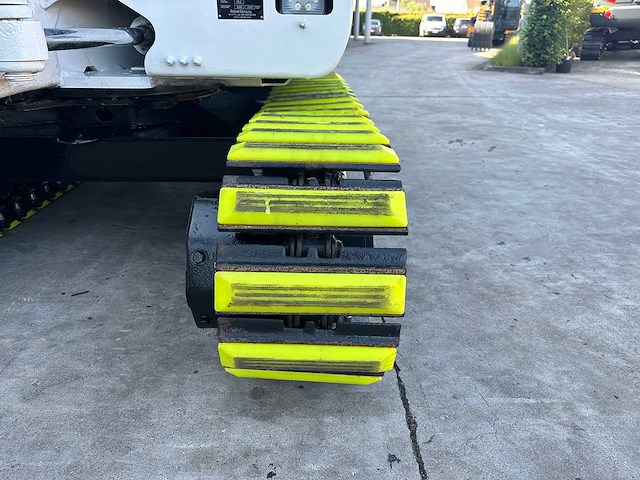 Bobcat - 2010 - 331 - minigraafmachine - afbeelding 10 van  43