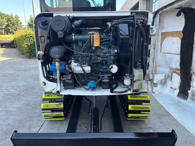 Bobcat - 2010 - 331 - minigraafmachine - afbeelding 20 van  43