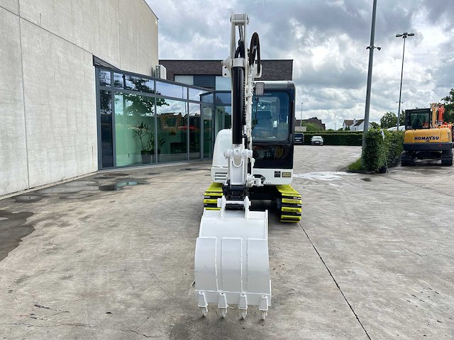 Bobcat - 2010 - 331 - minigraafmachine - afbeelding 2 van  43