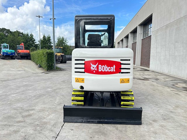 Bobcat - 2010 - 331 - minigraafmachine - afbeelding 6 van  43