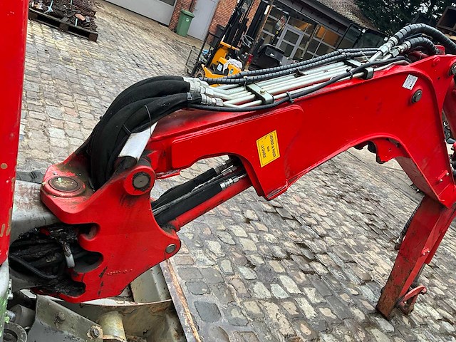 Bobcat - 2019 - e26 - minigraafmachine - afbeelding 14 van  20