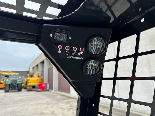 Bobcat - 2026 - s70 - shovel - afbeelding 24 van  40