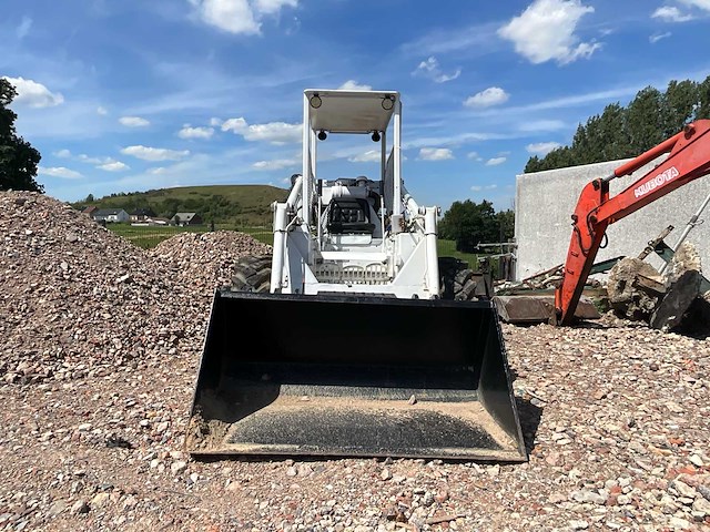 Bobcat 1600d skid steer loader - afbeelding 18 van  20