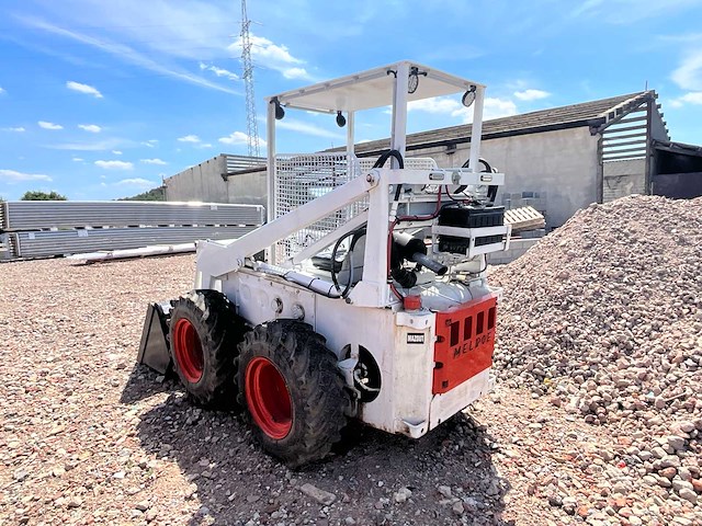 Bobcat 1600d skid steer loader - afbeelding 11 van  17