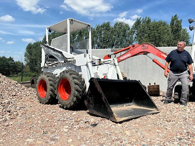 Bobcat 1600d skid steer loader - afbeelding 14 van  17
