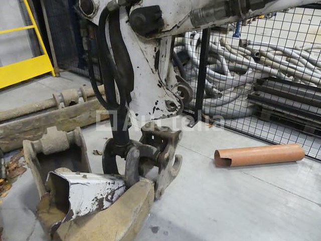 Bobcat 425 eg mini rupsgraafmachine - afbeelding 25 van  27