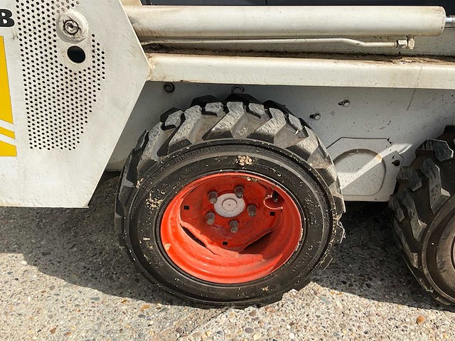 Bobcat 440b minidumper - afbeelding 12 van  26