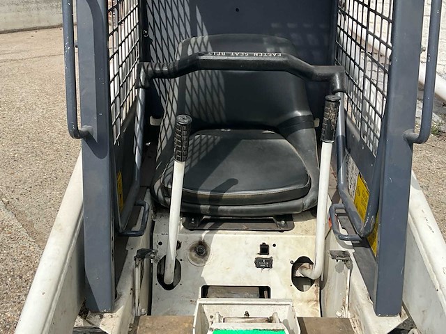 Bobcat 440b minidumper - afbeelding 15 van  26