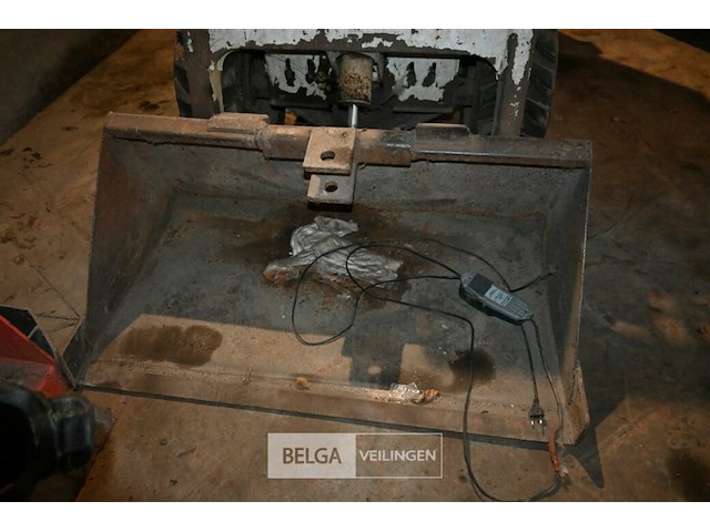 Bobcat 440b - afbeelding 7 van  9