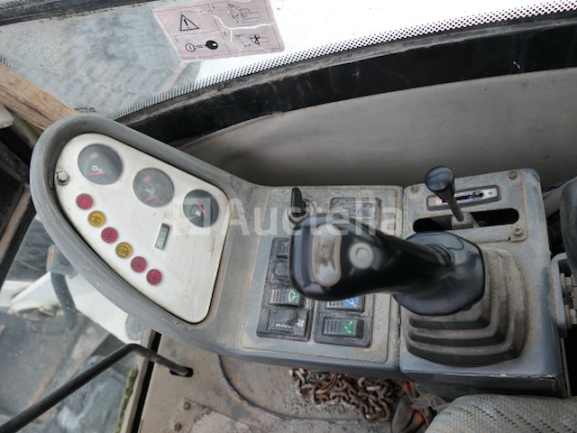 Bobcat 442 d mini graafmachine - afbeelding 35 van  37