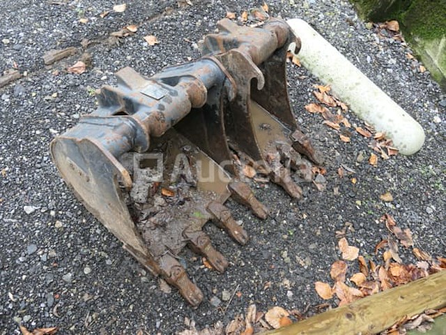 Bobcat e35z mini graafmachine - afbeelding 18 van  27