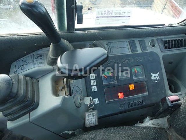 Bobcat e50 rupsgraafmachine - afbeelding 13 van  23