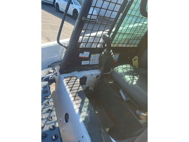 Bobcat t110 diesel 2015 compacte rupslader - afbeelding 6 van  6