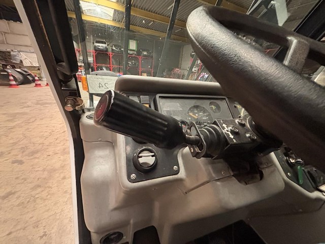 Bobcat t35120sl + schepbak, 2004 - afbeelding 9 van  31