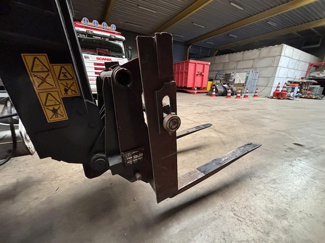 Bobcat t35120sl + schepbak, 2004 - afbeelding 17 van  31