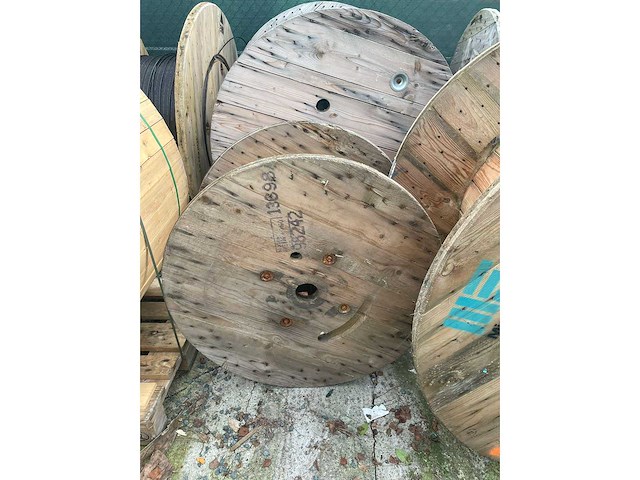 Bobijnen divers 9 stuks - afbeelding 4 van  5